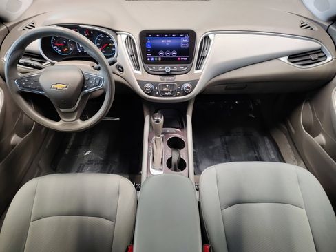 Used 2020 Chevrolet Malibu LS FWD image 5