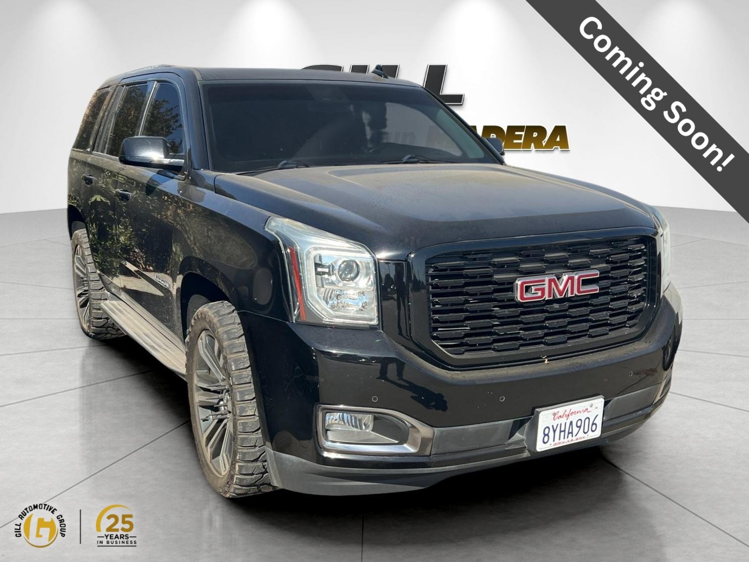Used 2019 GMC Yukon SLT w/ Graphite Edition AWD/4WD image 1