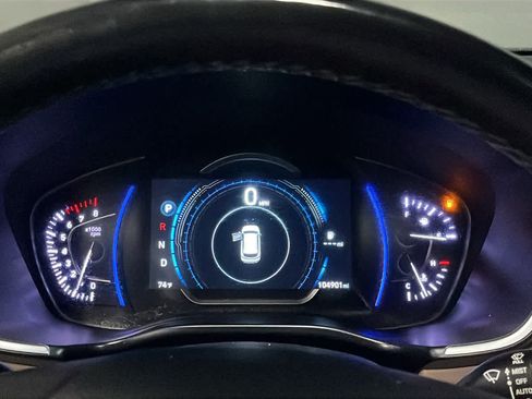 Used 2019 Hyundai Santa Fe AWD image 14
