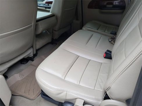 Used 2006 Ford F350 4x4 Crew Cab DRW Super Duty image 33