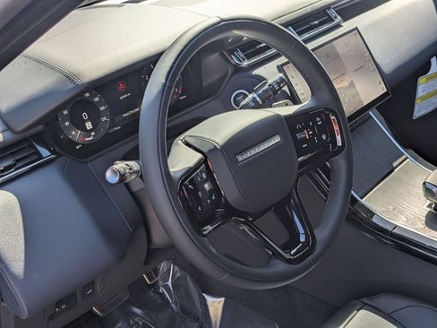 New 2026 Land Rover Range Rover Velar Dynamic SE AWD/4WD image 14