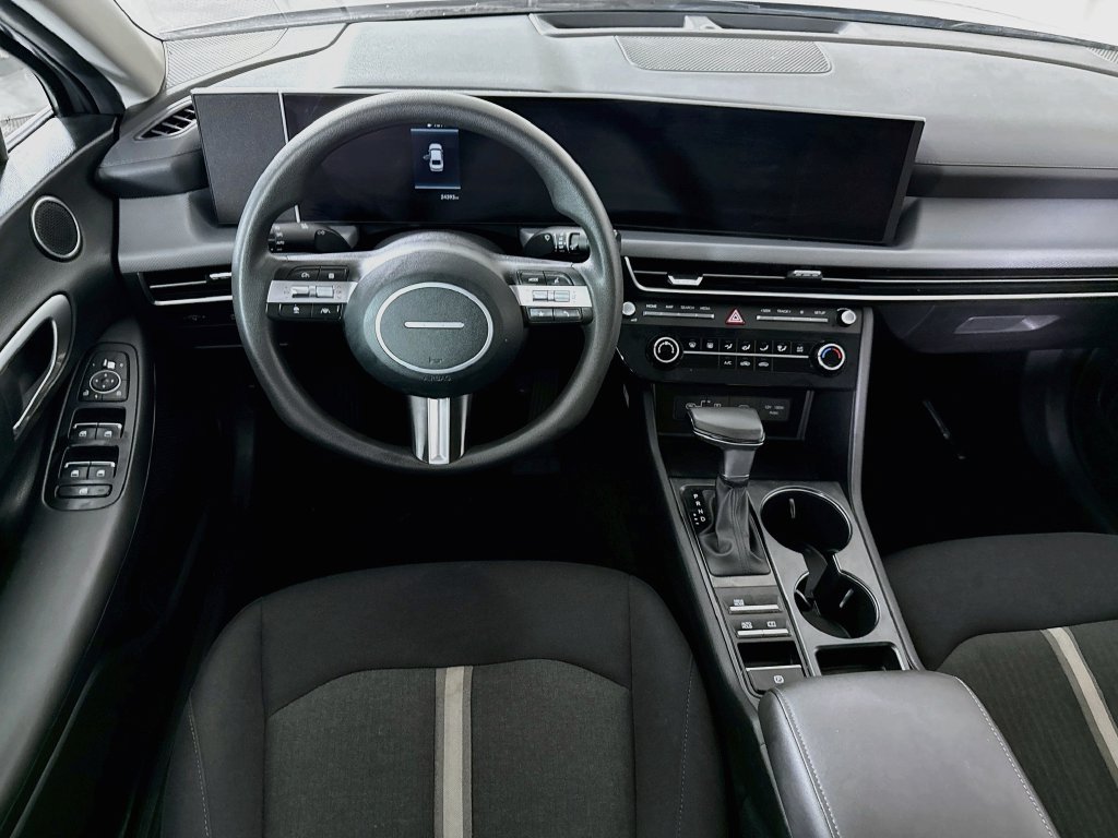 Certified 2025 Hyundai Sonata SE FWD image 4