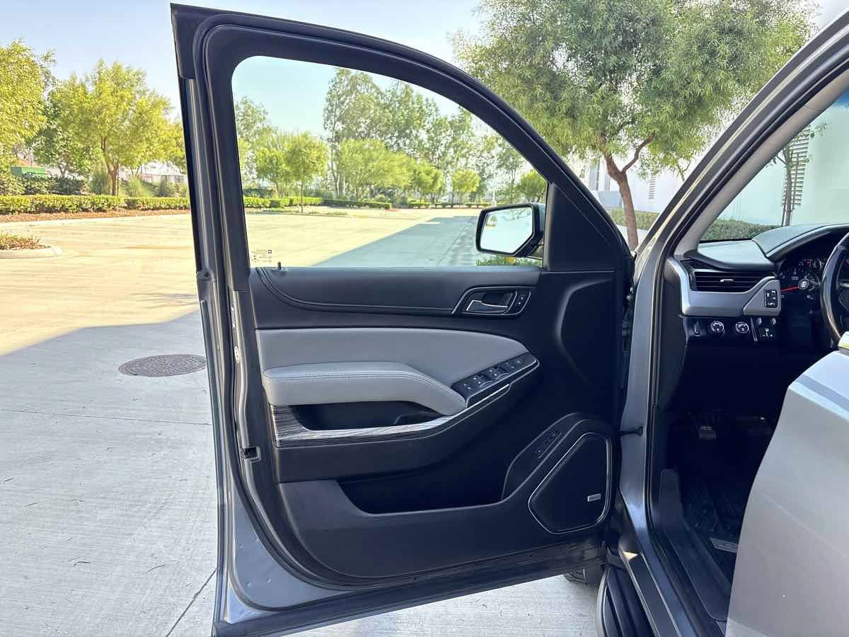 Used 2019 Chevrolet Suburban LT AWD/4WD image 21
