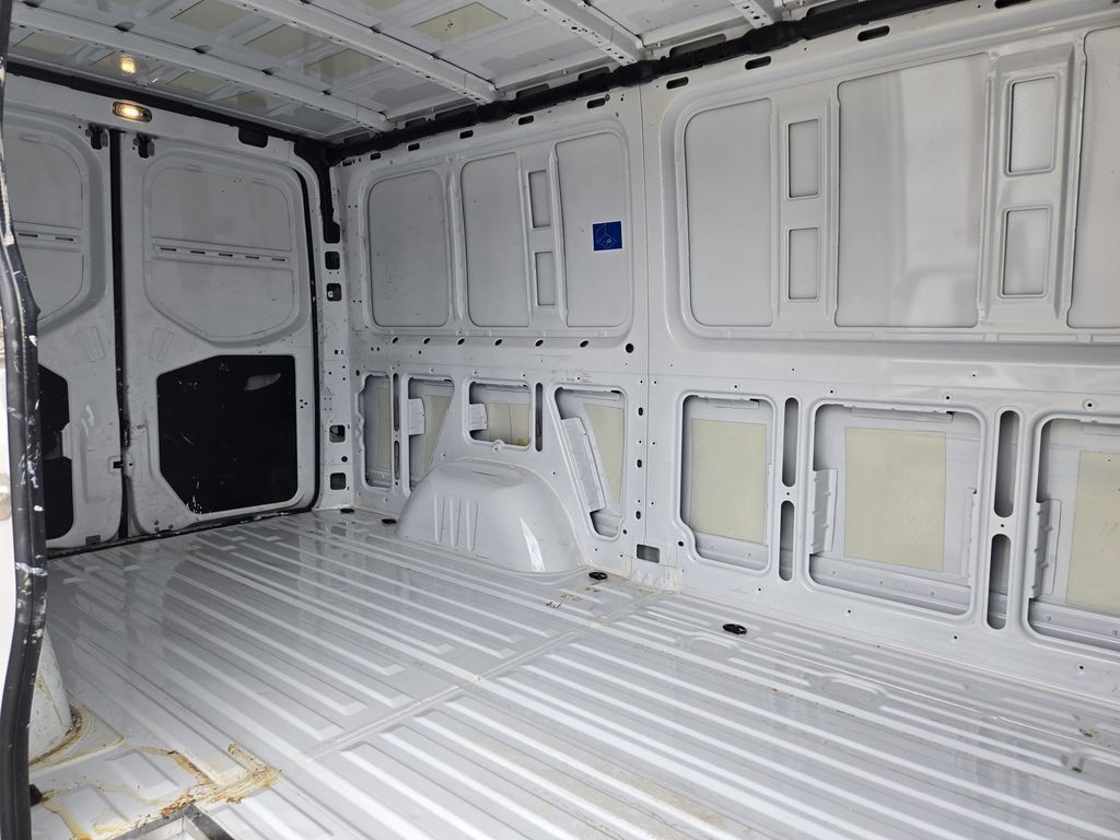 Used 2023 Mercedes-Benz Sprinter 2500 image 31