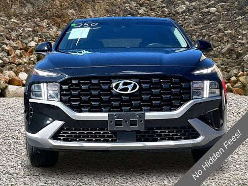 Used 2023 Hyundai Santa Fe SE AWD/4WD image 3