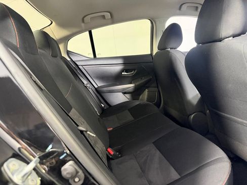 Used 2025 Nissan Sentra SR FWD image 28