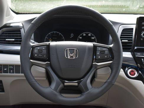 New 2026 Honda Odyssey Elite image 14