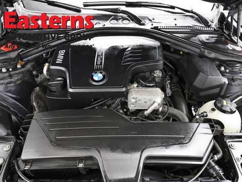Used 2017 BMW 320i xDrive Sedan AWD/4WD image 7