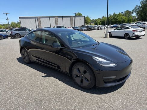 Used 2021 Tesla Model 3 Standard Range Plus RWD image 8