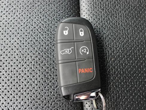 Used 2023 Jeep Compass High Altitude AWD/4WD image 58