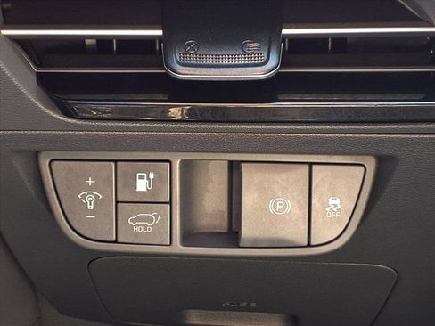 Used 2022 Kia EV6 Wind w/ Wind Technology Package image 23