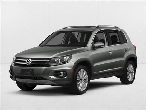 Used 2016 Volkswagen Tiguan S FWD image 1
