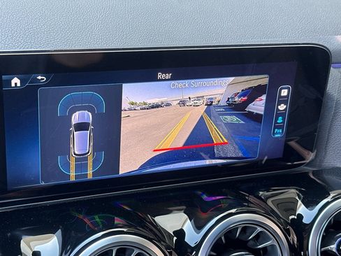 Certified 2025 Mercedes-Benz GLA 250 4MATIC image 19