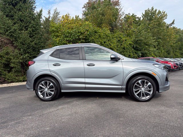 Certified 2023 Buick Encore GX Select w/ Sport Touring Package AWD/4WD image 9