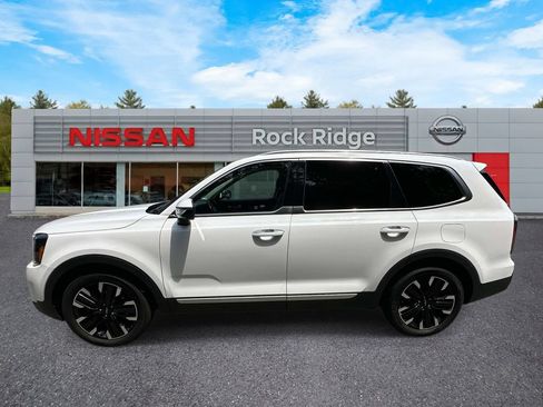 Used 2024 Kia Telluride SX Prestige w/ Towing Package AWD/4WD image 7