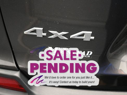 Used 2019 Jeep Cherokee Limited w/ Luxury Group image 16