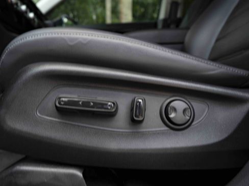 Used 2024 Honda CR-V EX-L image 39