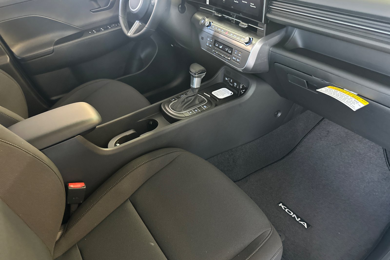 New 2027 Hyundai Kona SEL Sport AWD/4WD image 16