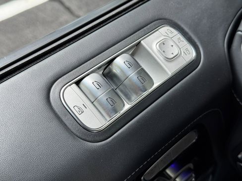 Used 2022 Mercedes-Benz G 63 AMG Squared image 18