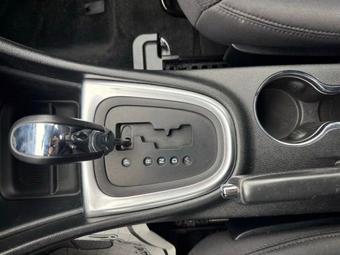 Used 2012 Chrysler 200 Touring w/ Cold Weather Group image 28