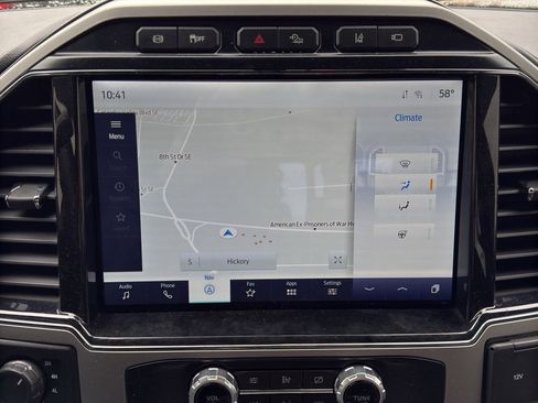 Used 2022 Ford F250 Lariat w/ Tremor Off-Road Package image 20