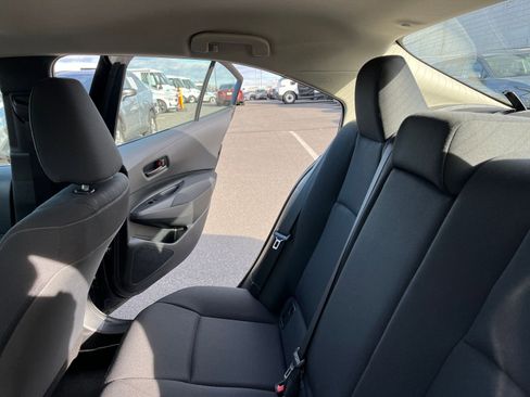 Used 2025 Toyota Corolla LE image 38