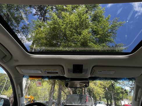 Used 2023 Lexus GX 460 Premium w/ Premium Plus Package image 35