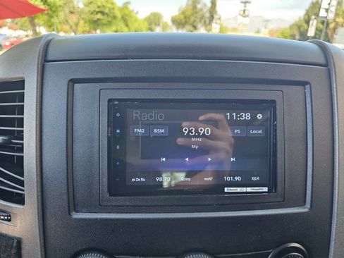 Used 2016 Mercedes-Benz Sprinter 2500 image 12