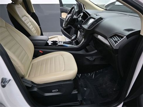 Used 2018 Ford Edge SEL w/ Equipment Group 201A image 23