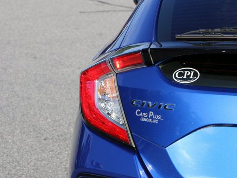 Used 2020 Honda Civic Sport image 6