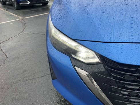 Used 2025 Nissan Sentra SR image 17