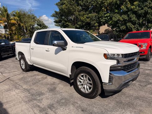 Used 2019 Chevrolet Silverado 1500 LT w/ All-Star Edition RWD image 8