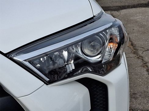 Used 2018 Toyota 4Runner TRD Pro image 9