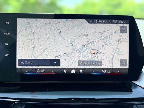 New 2026 BMW X1 xDrive28i w/ Technology Package AWD/4WD image 13