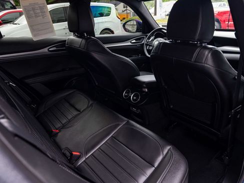 Used 2024 Alfa Romeo Stelvio Veloce AWD/4WD image 29