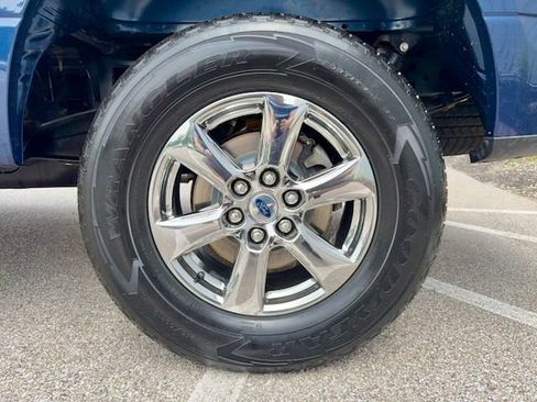 Used 2020 Ford F150 XLT w/ Equipment Group 302A Luxury AWD/4WD image 32