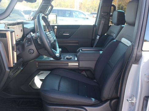New 2024 GMC Hummer EV 3X image 11