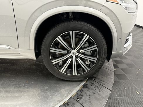Certified 2024 Volvo XC90 B6 Plus w/ Protection Package Premier AWD/4WD image 9
