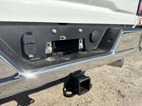 New 2026 GMC Sierra 2500 Pro image 13