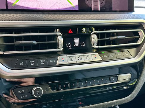 Certified 2023 BMW X4 xDrive30i w/ M Sport Package image 16