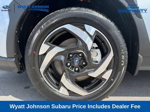 Used 2026 Subaru Crosstrek 2.5i Limited AWD/4WD image 3