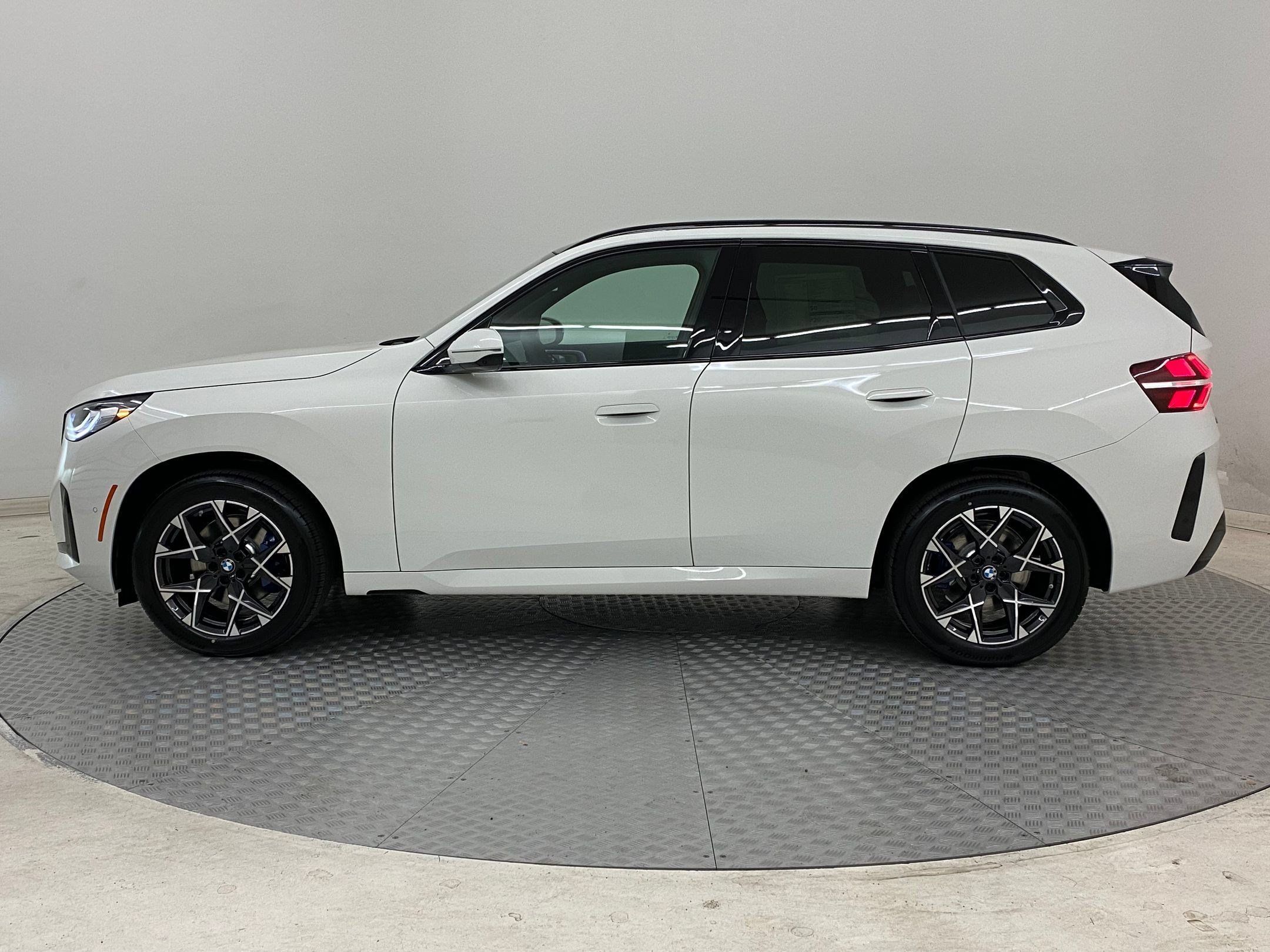 Used 2026 BMW X3 xDrive30i AWD/4WD image 2