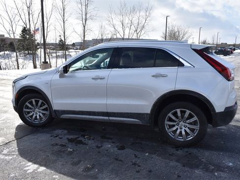 Used 2022 Cadillac XT4 Premium Luxury image 8