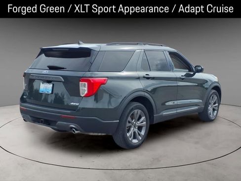 Used 2023 Ford Explorer XLT w/ Equipment Group 202A AWD/4WD image 9
