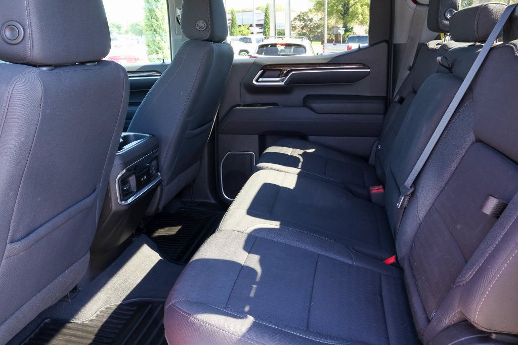 Used 2022 GMC Sierra 1500 Elevation AWD/4WD image 16