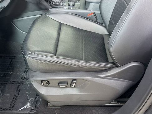 Used 2022 Volkswagen Atlas Cross Sport SE image 23