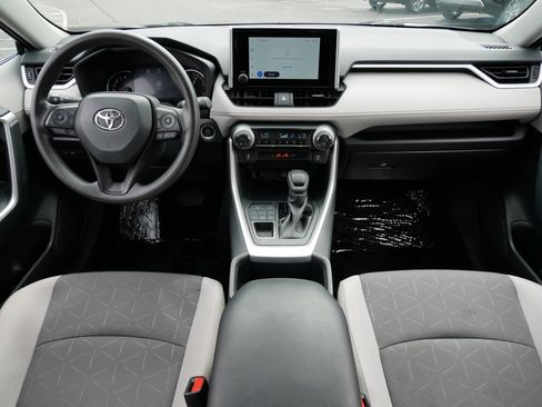 Certified 2024 Toyota RAV4 XLE AWD/4WD image 10