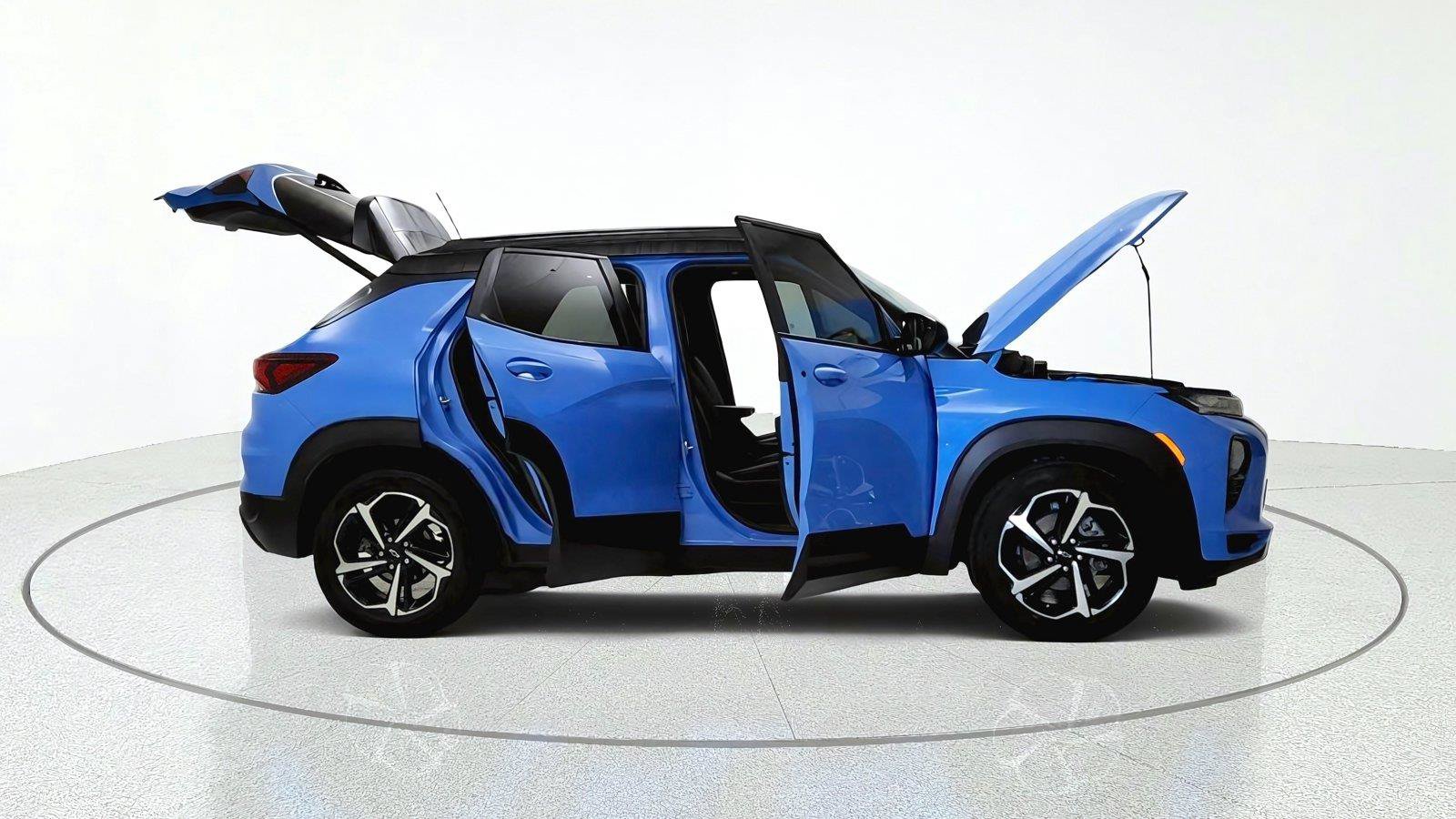 Used 2023 Chevrolet TrailBlazer RS w/ Sun and Liftgate Package FWD image 39