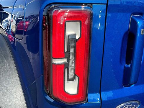 Used 2021 Ford Bronco First Edition image 32