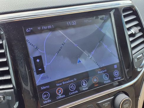 Used 2020 Jeep Grand Cherokee Limited AWD/4WD image 5